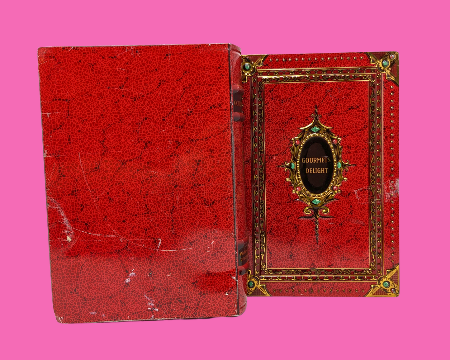 Boîte métallique rouge vintage Gourmets Delight des années 1970, en forme de livre