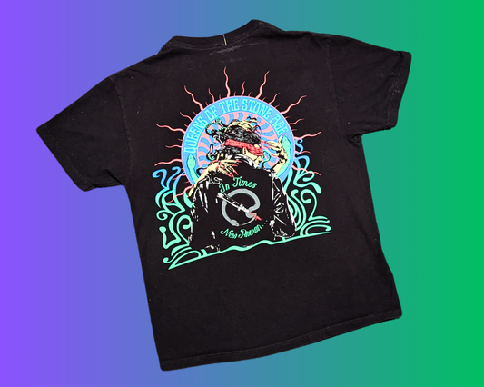 T-shirt Y2K Queens of the Stone Age dans Times New Roman, taille L