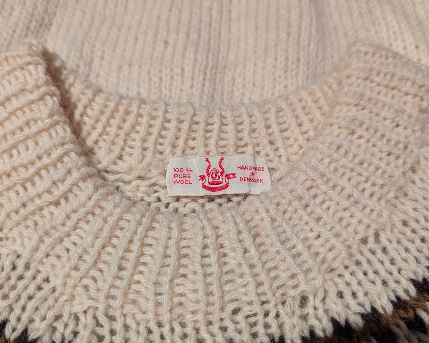 Vintage 1970's 100% Pure Wool Handmade in Holland Knitwear Sweater Size L