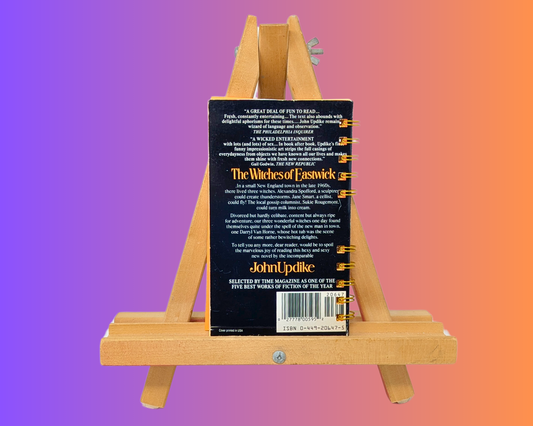 Carnet de notes fait main et recyclé du roman Les Sorcières d'Eastwick de John Updike