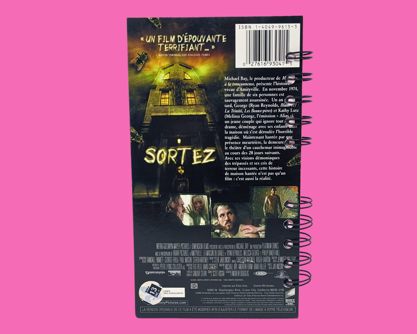 Le carnet de notes VHS du film d'horreur d'Amityville
