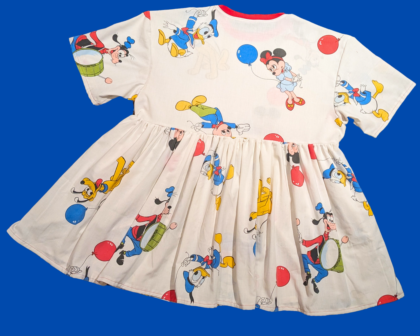 Robe drap de lit Mickey Mouse vintage des années 1980 de Walt Disney, fabriquée à la main et recyclée, taille 2XL