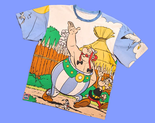 Handmade, Upcycled Vintage 1999 RARE Astérix & Obélix Bedsheet T-Shirt Size M