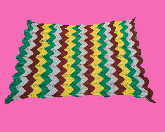 Couverture vintage au crochet en laine marron, verte et jaune des années 1980