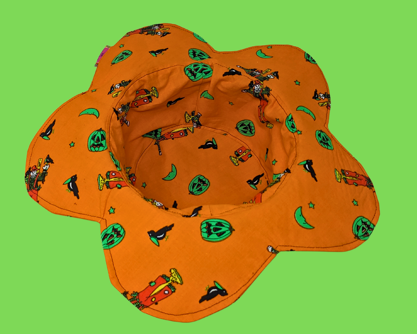 Chapeau bob réversible en forme de fleur pour Halloween