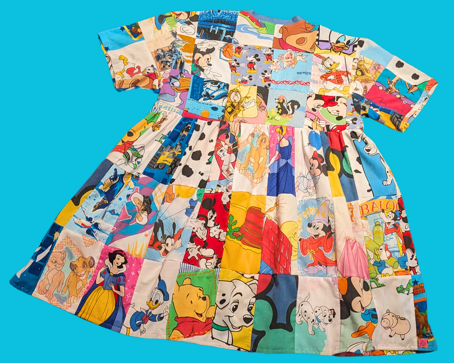 Robe t-shirt patchwork Walt Disney faite main et recyclée, taille 2XL