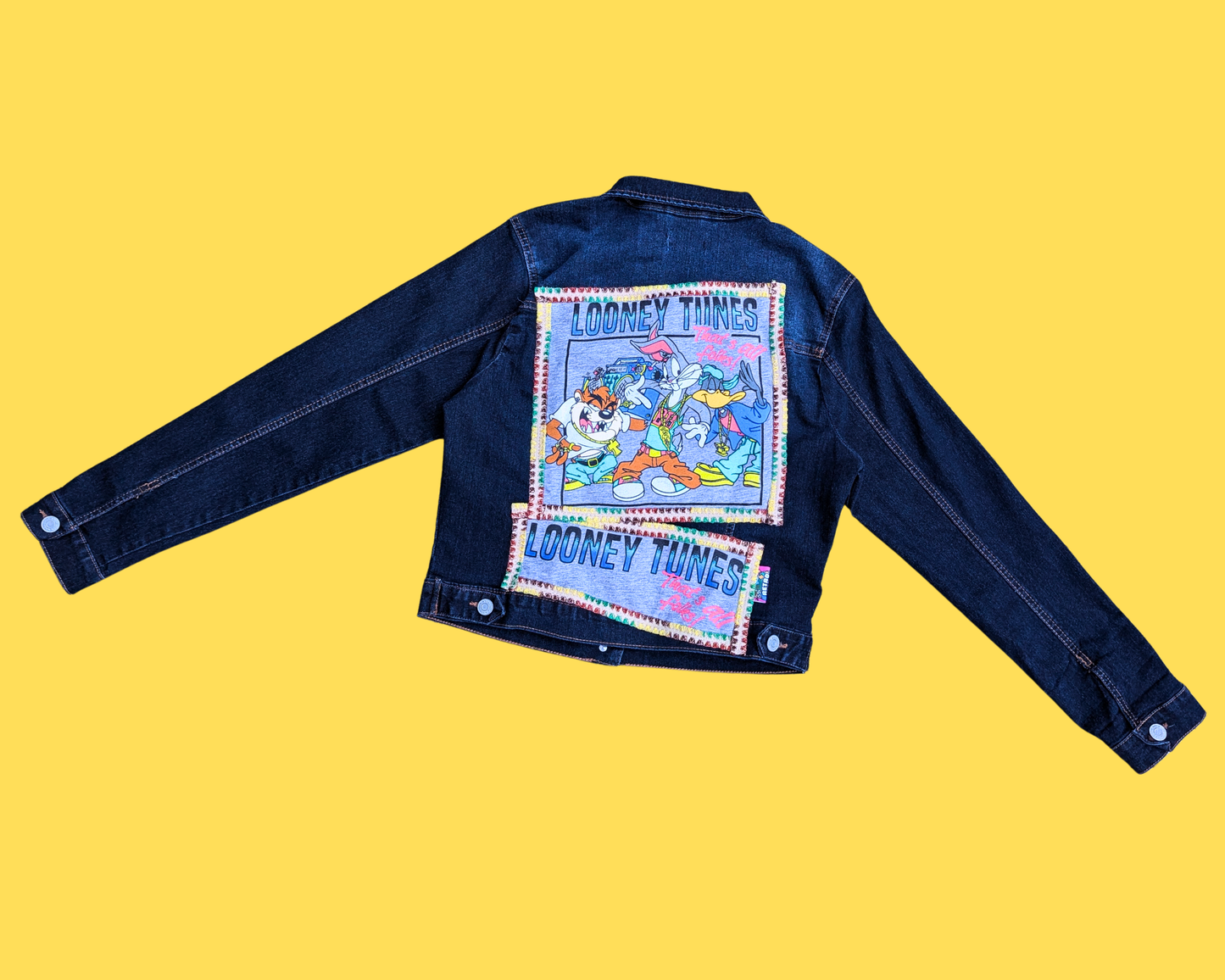 Veste en jean « Looney Tunes » faite main et recyclée, taille L
