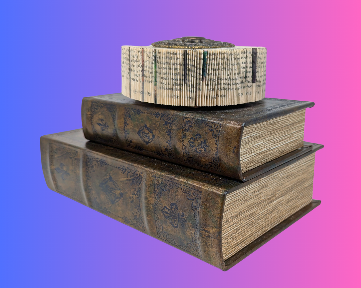 Sculpture d'art pliante de livre faite à la main et recyclée