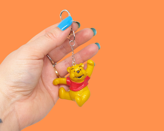 Porte-clés Winnie l'ourson fait à la main et recyclé