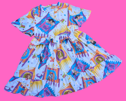 Fait à la main, robe t-shirt Pokemon drap de lit recyclé pour SML-XL