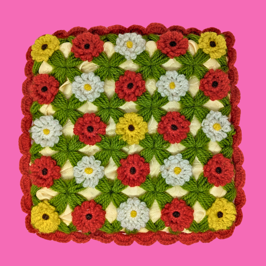 Coussin décoratif vintage des années 1960, à motif floral crocheté