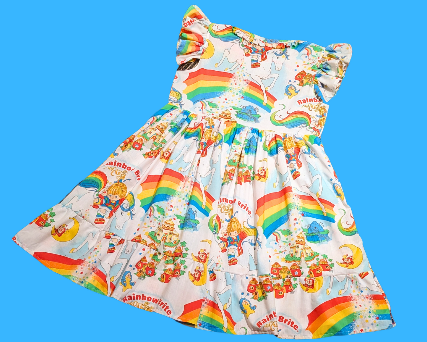 Robe drap de lit Rainbow Brite vintage des années 1980, fabriquée à la main et recyclée, taille L à XL