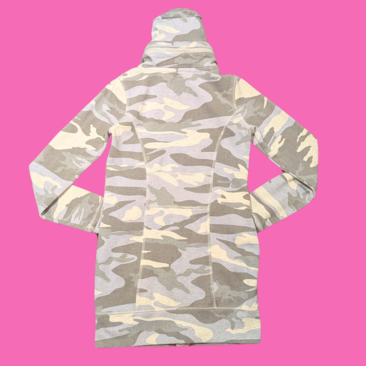 Triple Five Soul Camouflage Print Sweater Size L