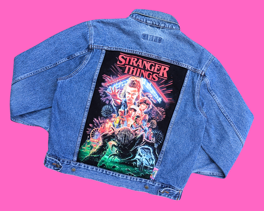Veste en jean Stranger Things faite à la main et recyclée, taille M