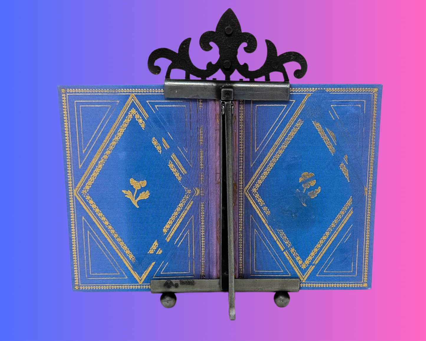 Handmade and Upcycled Book Folding Art Sculpture