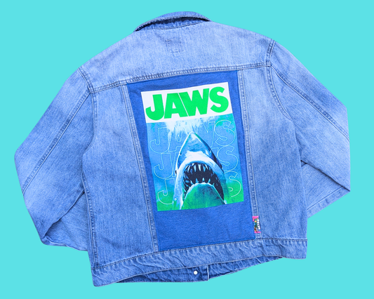 Veste en jean Jaws faite à la main et recyclée, taille M