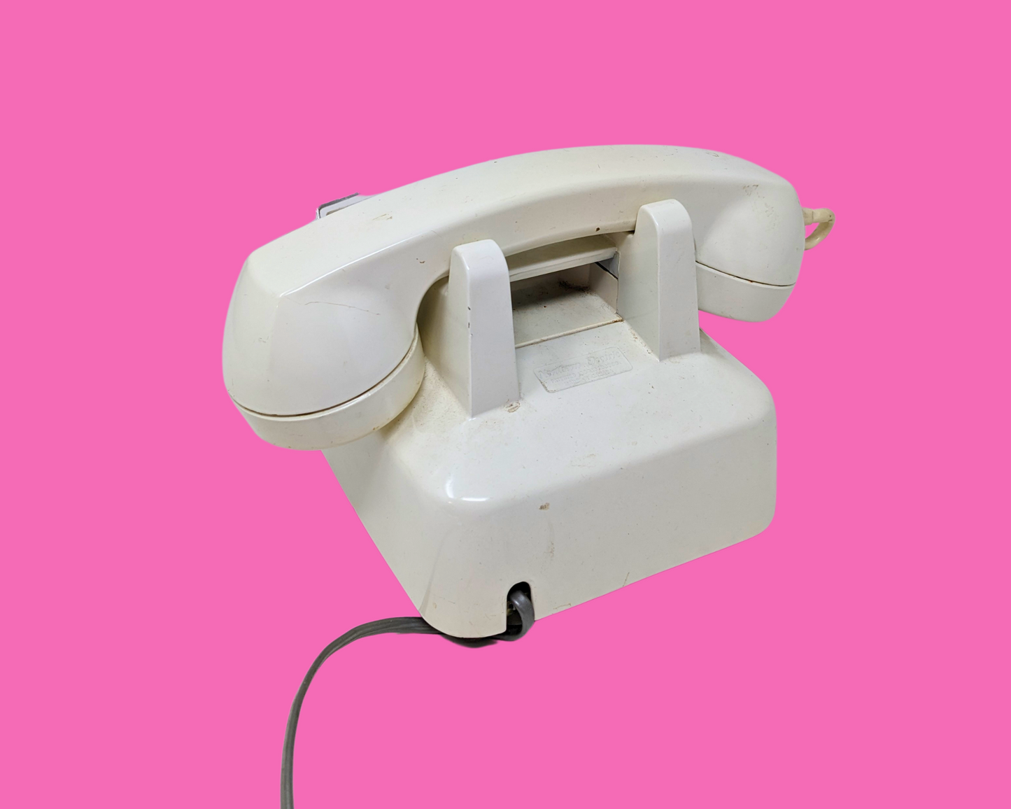 Téléphone rotatif blanc vintage des années 1980, non testé