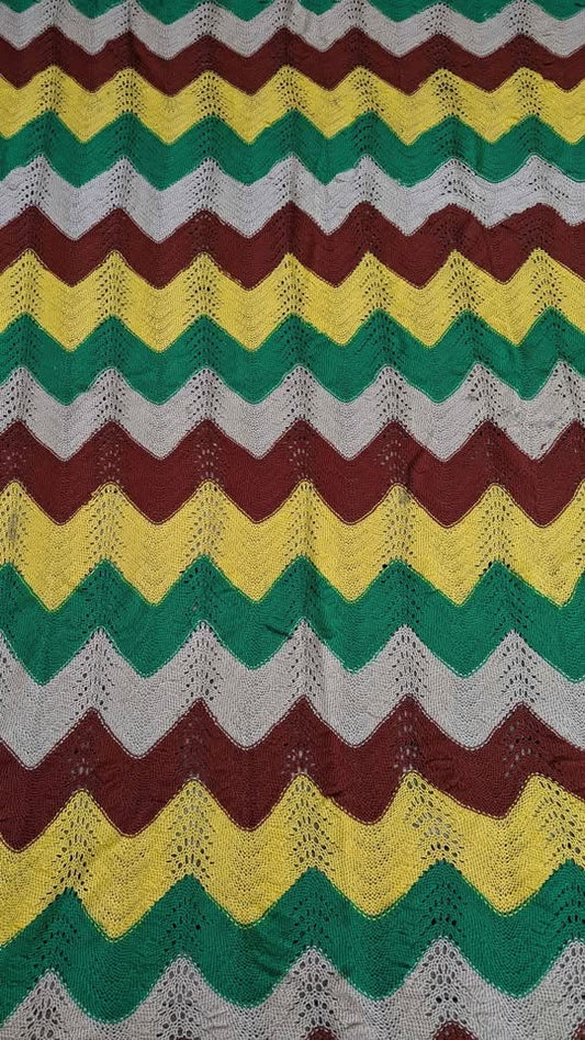 Couverture vintage au crochet en laine marron, verte et jaune des années 1980
