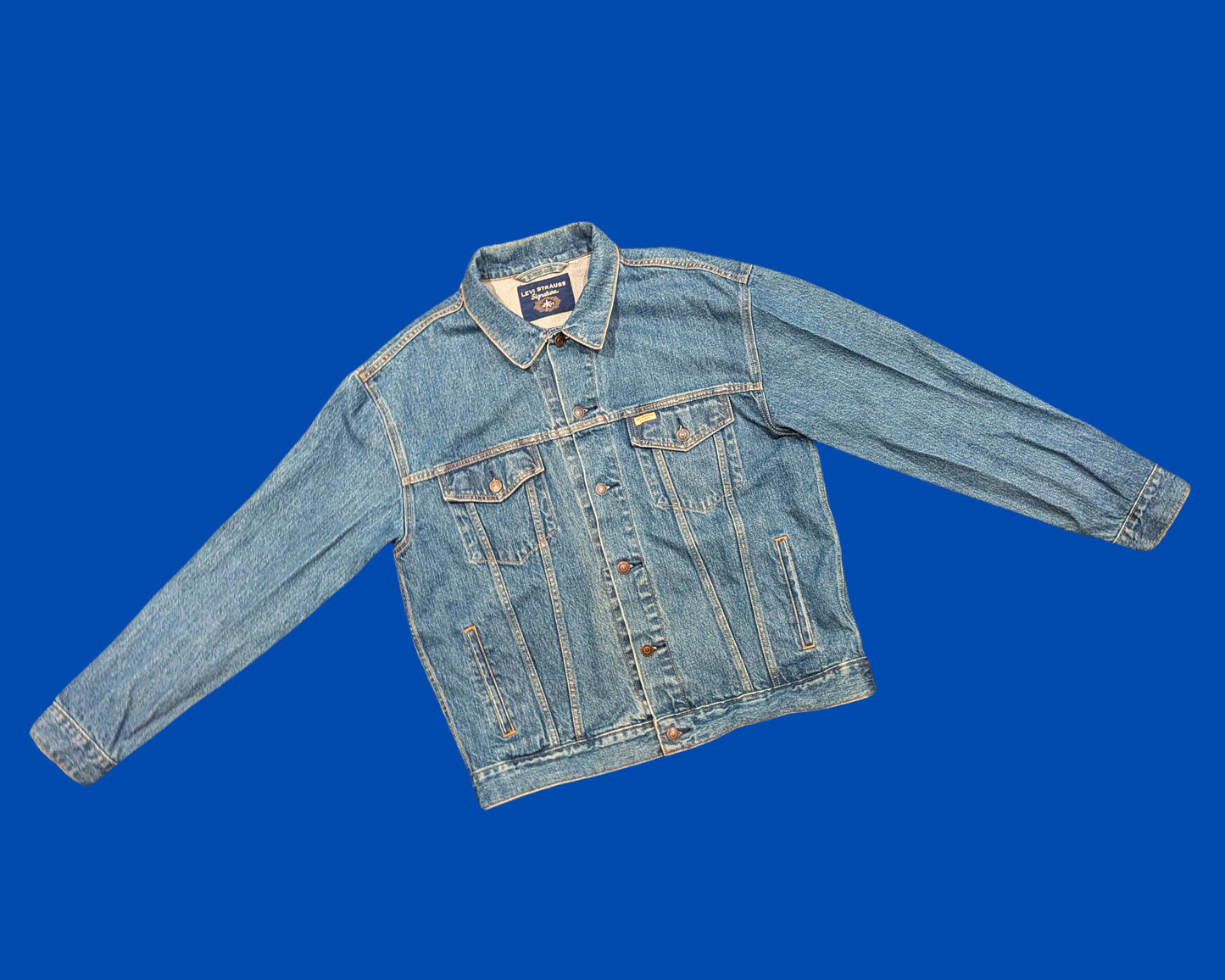 Veste en jean recyclée faite main avec un t-shirt Johnny Cash, taille L pour homme