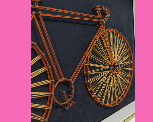 Œuvre d'art vintage de vélo des années 1970, réalisée à la main par Art Boulay