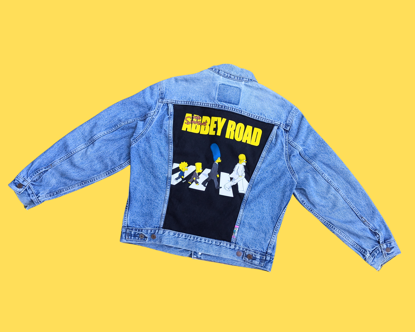 Veste en jean Levi's faite à la main et recyclée, inspirée des Simpsons et d'Abbey Road, taille M