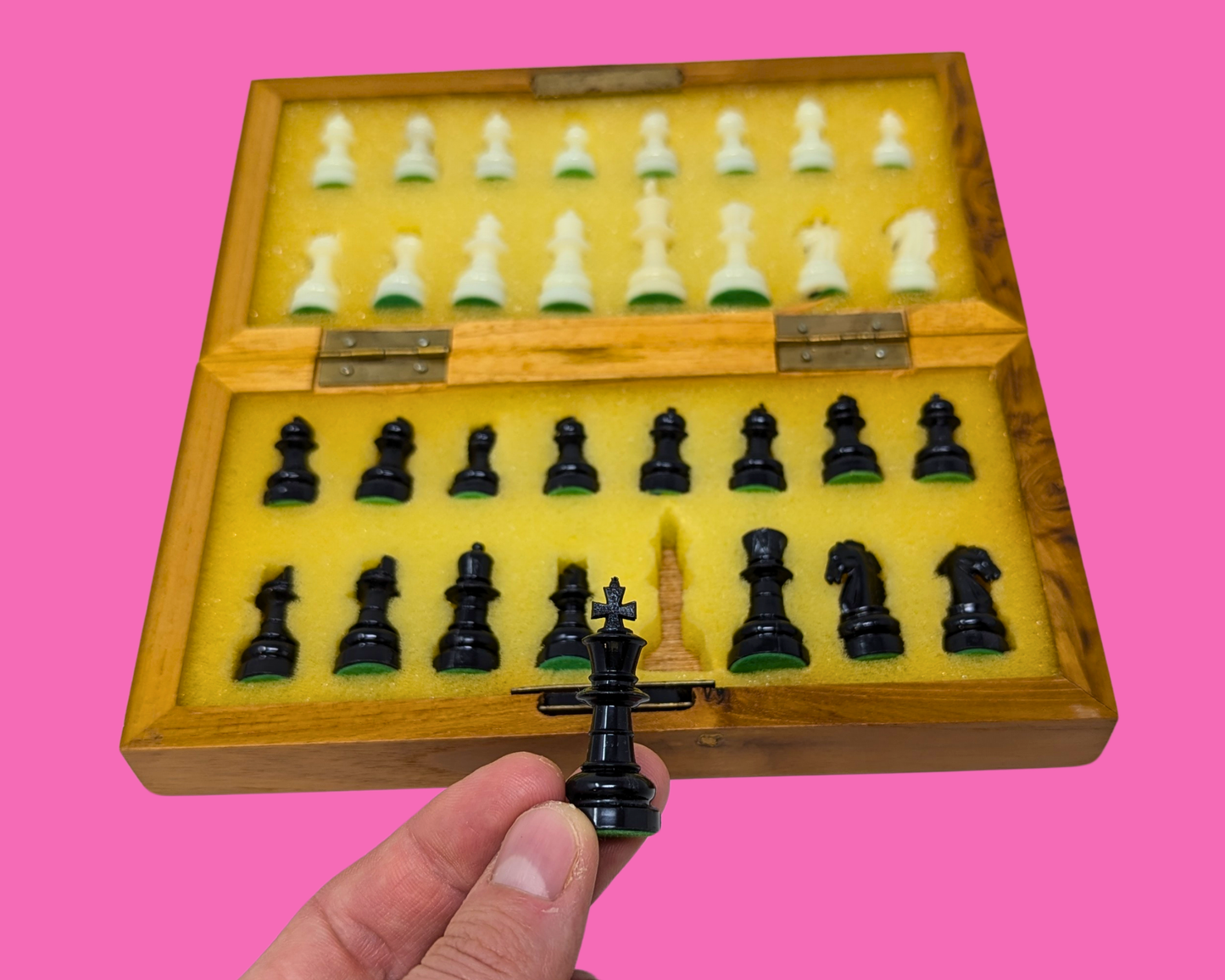 Jeu d'échecs portable vintage des années 1990