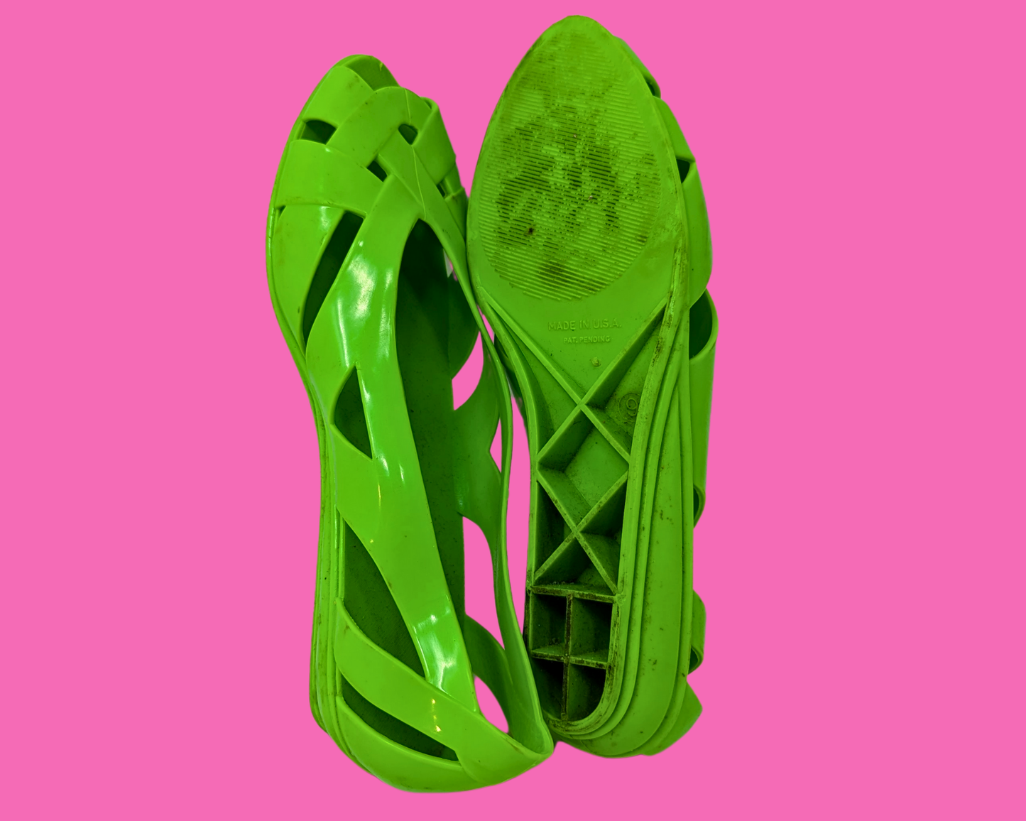 Chaussures vintage en plastique vert des années 1970, fabriquées aux États-Unis, taille US 9