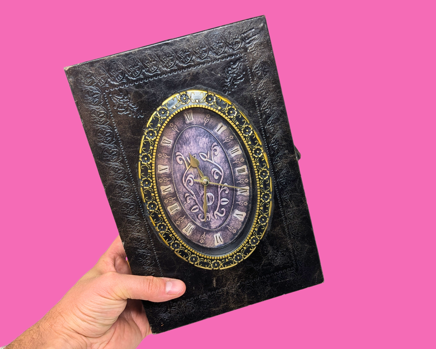 Horloge de style victorien avec boîte à clés