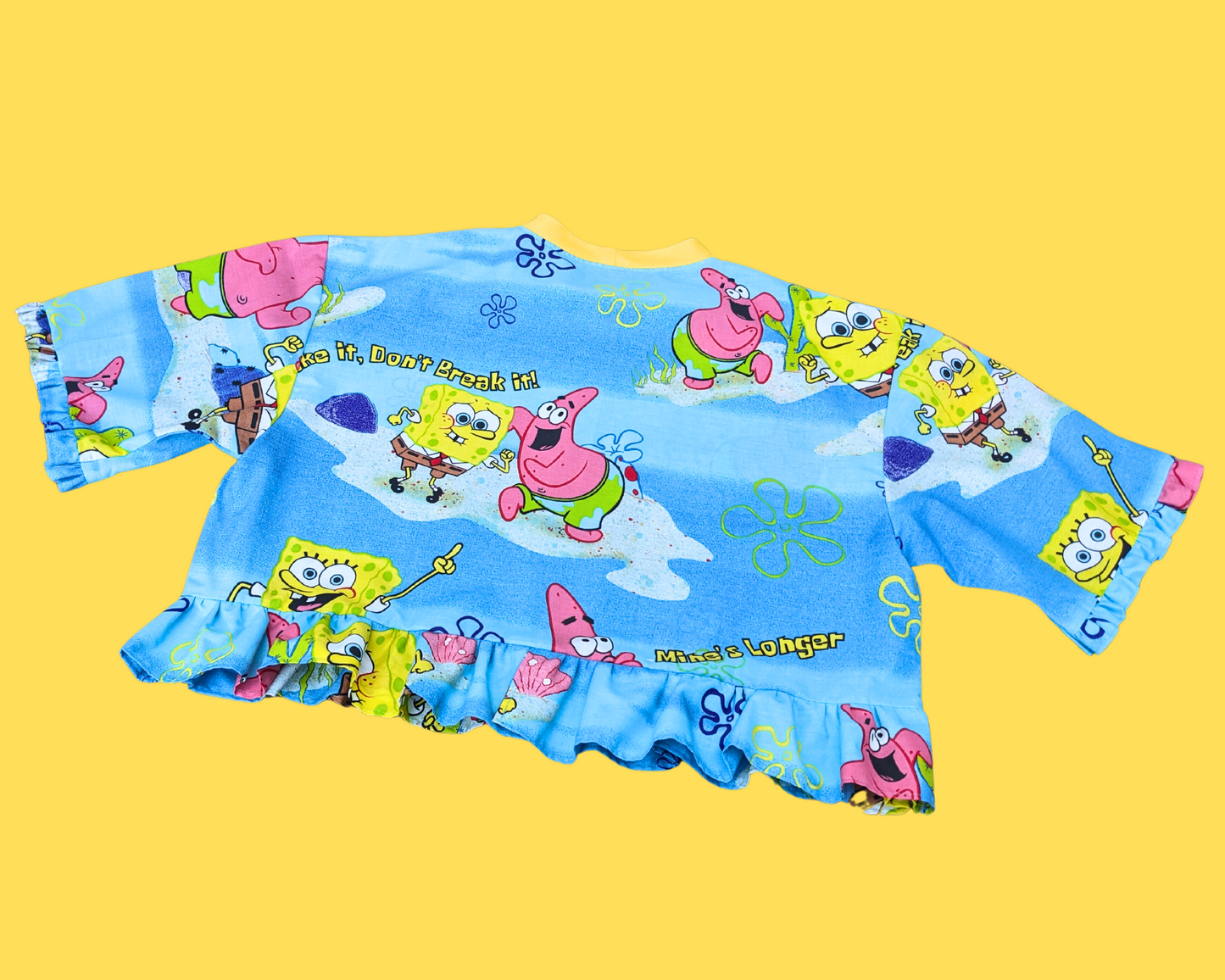 Haut court en drap de lit Bob l'éponge fait main et recyclé, taille S à XL