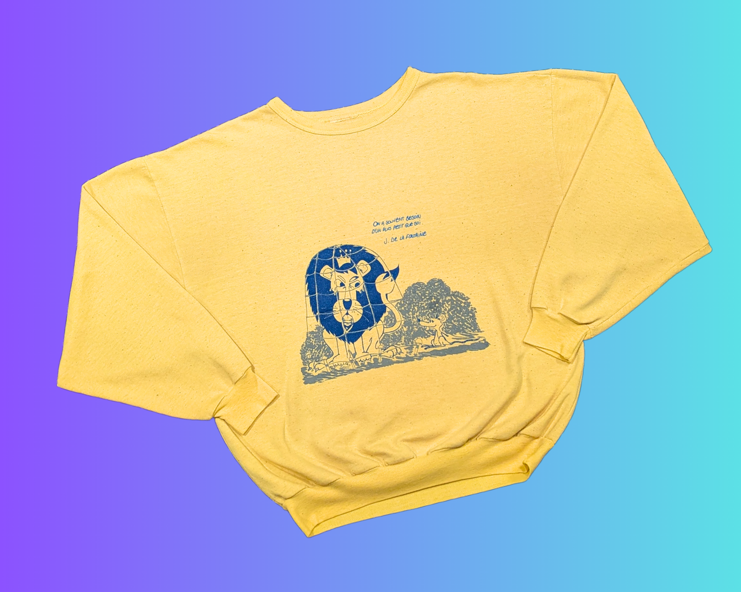 Vintage 1970's Yellow Fable de la Fontaine, Le Lion et La Souris, Crewneck Size S