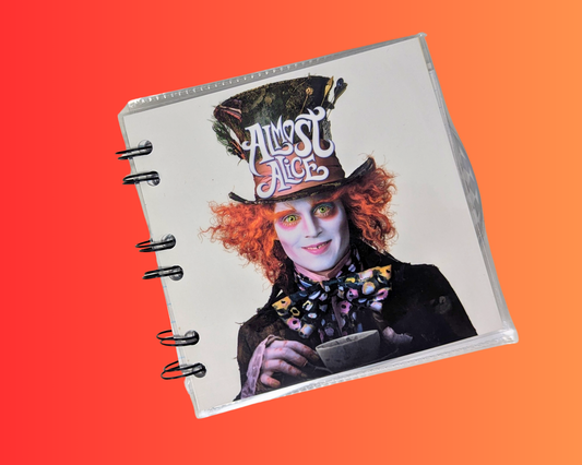 Presque Alice, le carnet CD de la bande originale d'Alice au pays des merveilles