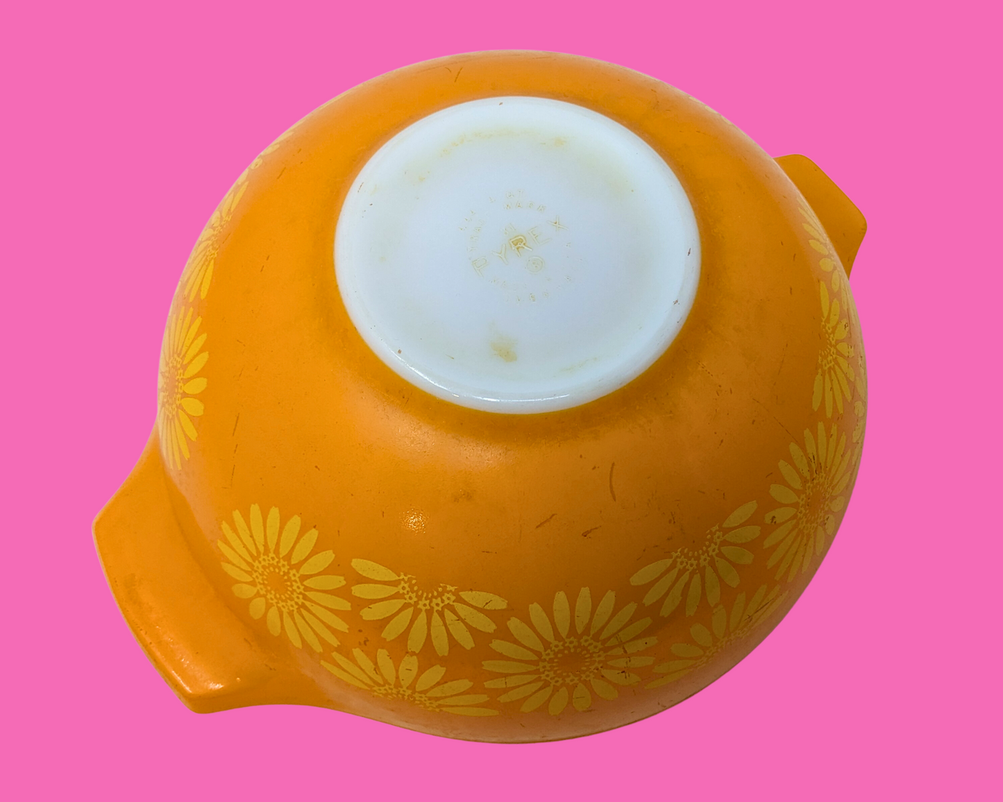 Bol Pyrex vintage à motifs floraux orange et jaune des années 1960