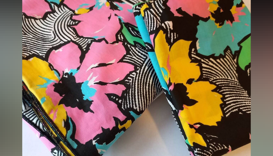 Robe t-shirt à imprimé floral original et recyclé Jamie, fabriquée à la main et sur mesure, taille S à XL.