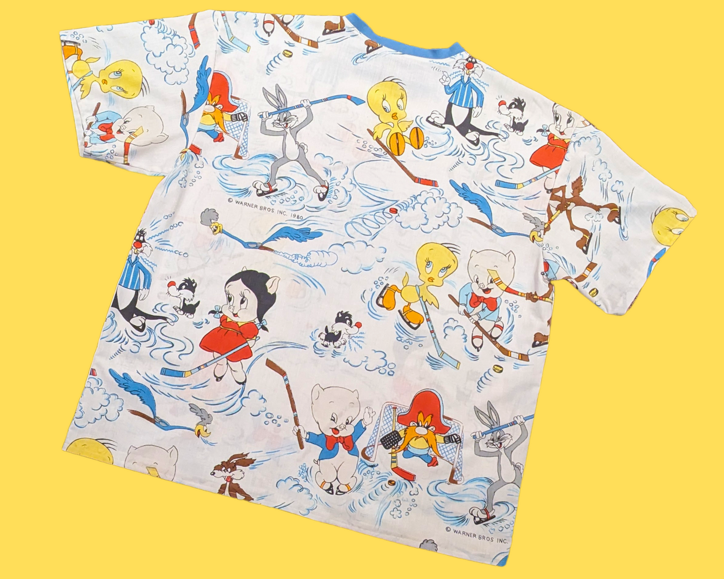 Handmade, Upcycled Vintage 1980 The Looney Tunes Playing Hockey Bedsheet T-Shirt Oversized XL