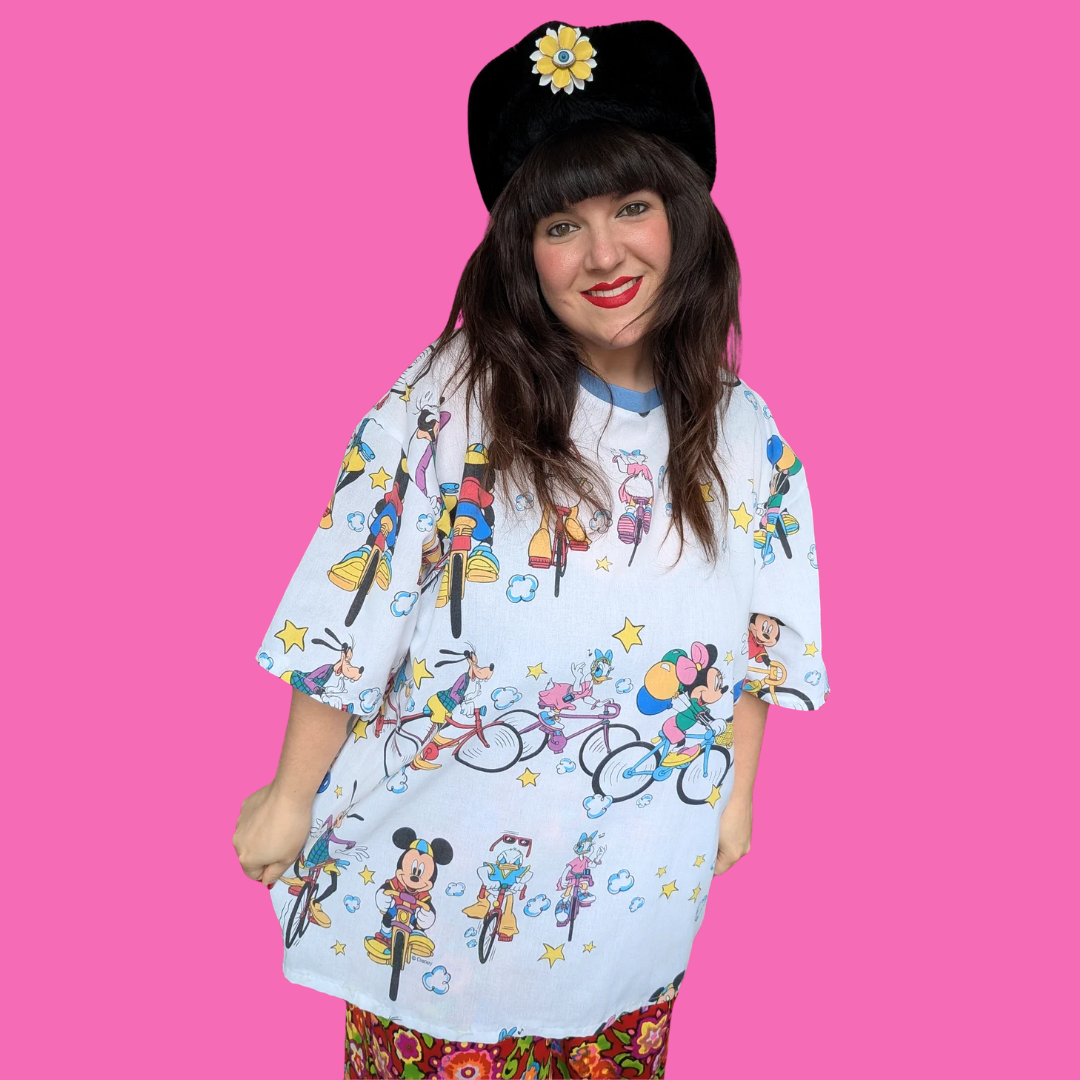 T-shirt artisanal surcyclé Walt Disney Mickey et ses amis, drap de lit, surdimensionné XL, ajusté 2XL