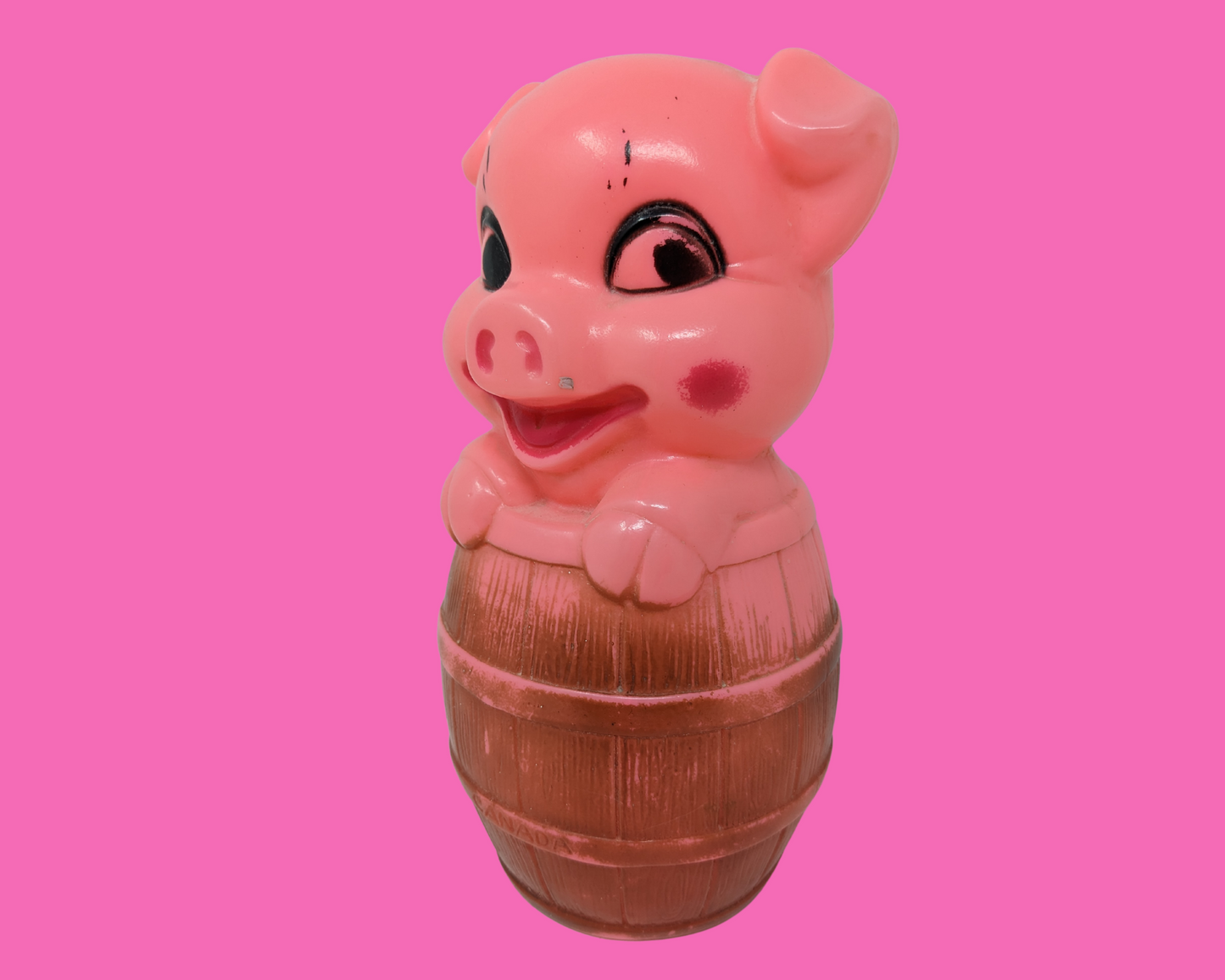 Tirelire en plastique vintage des années 1960, cochon dans un tonneau