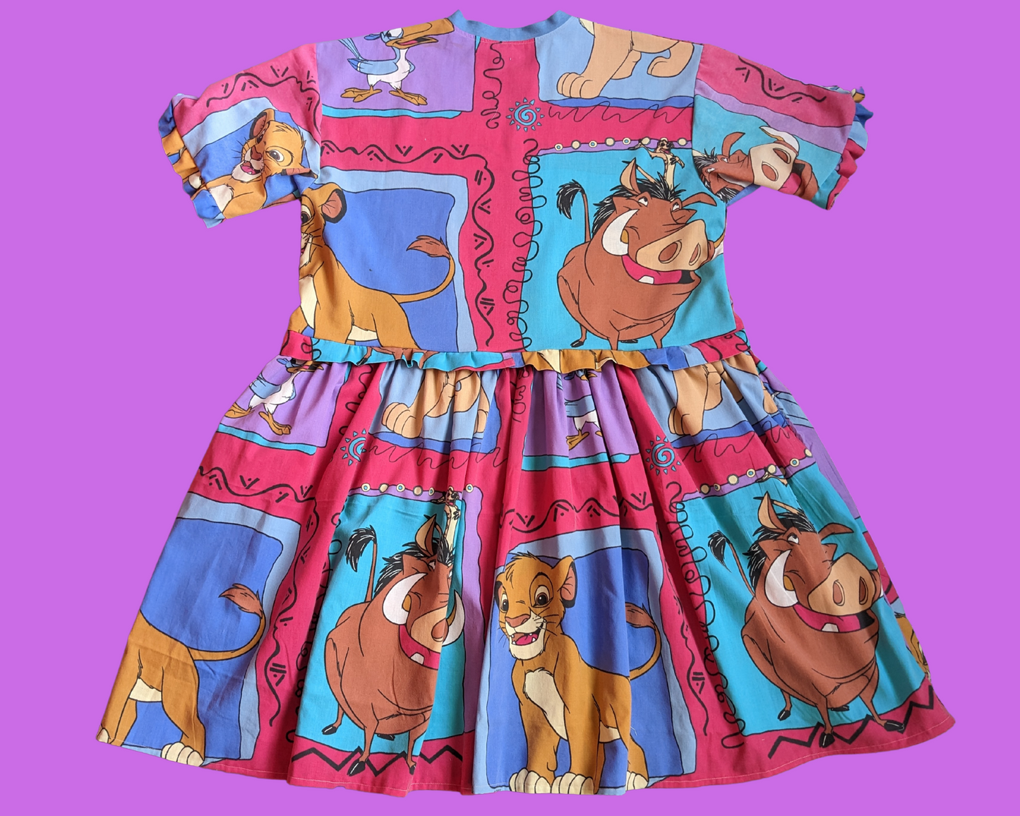 Fait à la main, robe t-shirt Pokemon drap de lit recyclé pour SML-XL