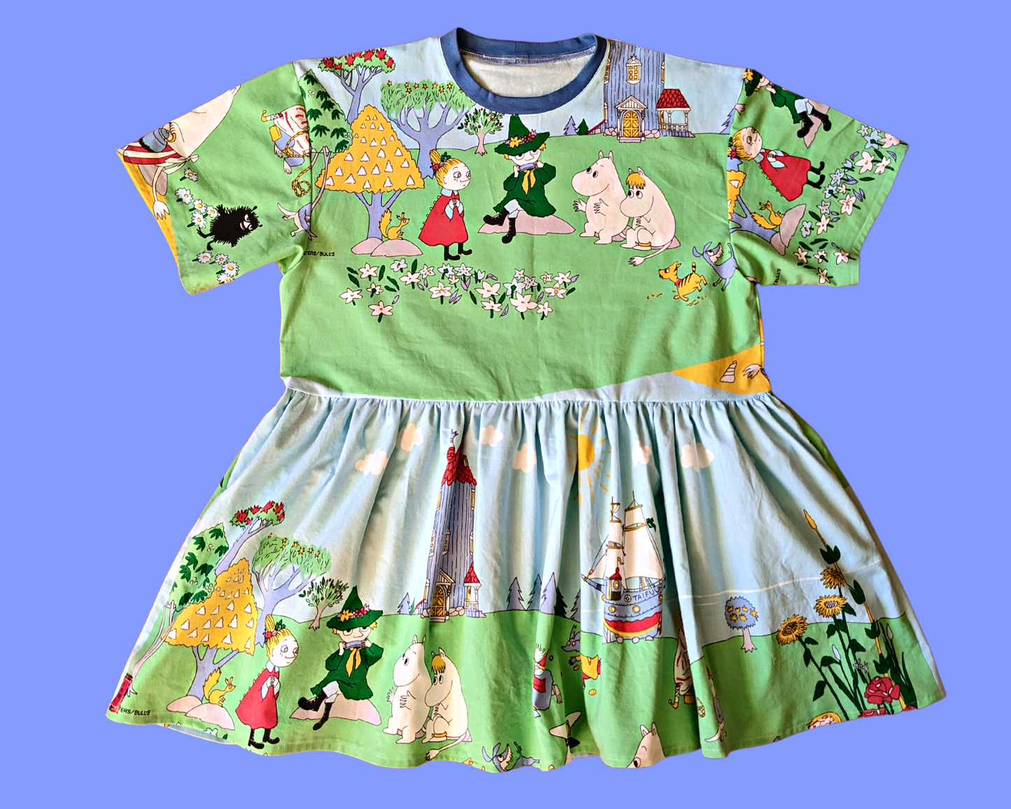 Fait à la main, Upcycled The Moomins Bedsheet T-Shirt Dress Fits SML-XL