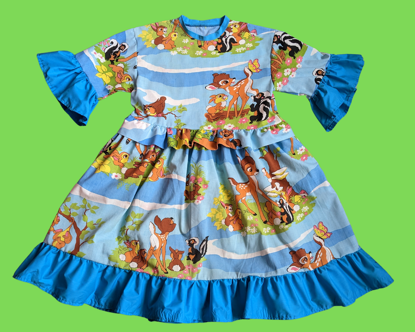 Fait à la main, robe t-shirt Pokemon drap de lit recyclé pour SML-XL