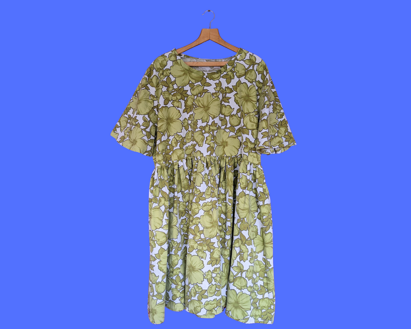 Handmade, Upcycled Vintage 1960's Green Floral Bedsheet Dress Size 3XL
