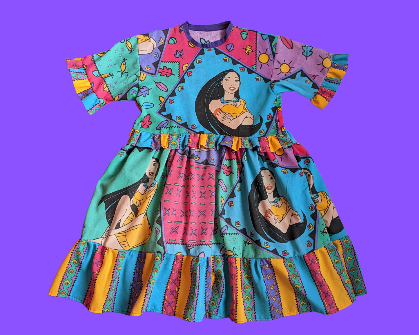 Fait à la main, robe t-shirt Pokemon drap de lit recyclé pour SML-XL