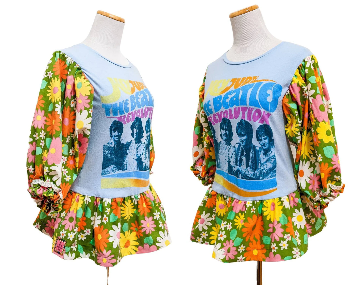 Fait à la main, Upcycled The Beatles, Magical Mystery Tour, T-Shirt/Blouse Taille S