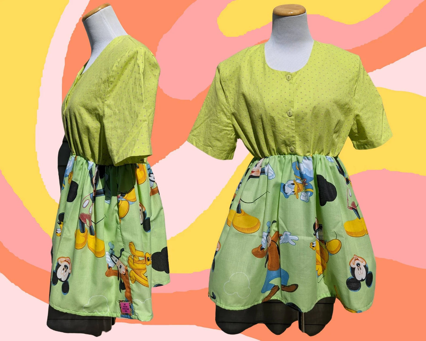 Chemise boutonnée à manches courtes faite à la main, recyclée, pré-aimée, réutilisée, robe Walt Disney avec poches taille ML