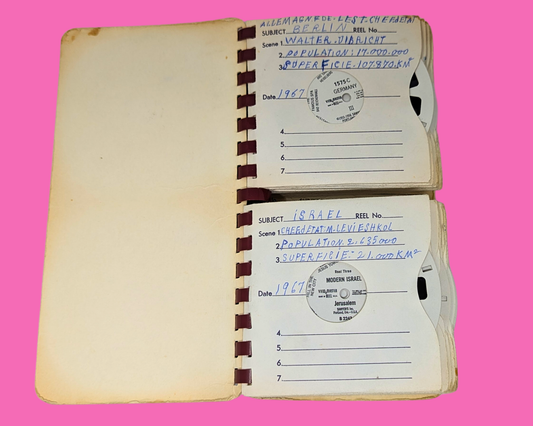 Grand lot de disques Viewmaster vintage des années 1960 représentant différents lieux de voyage
