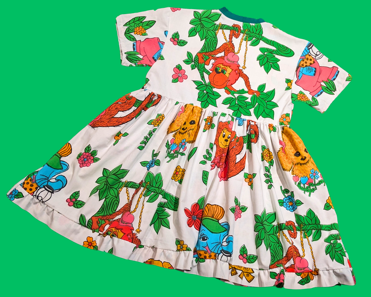 Handmade, Upcycled Vintage 1980's Groovy Animals Patterned Bedsheet T-Shirt Dress Fits Size S-M-L-XL
