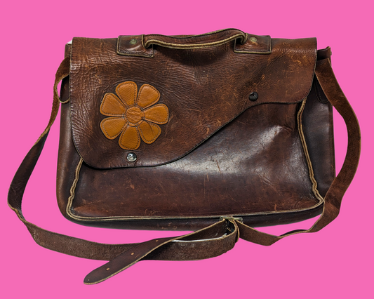 Sac messager vintage en cuir marron des années 1970