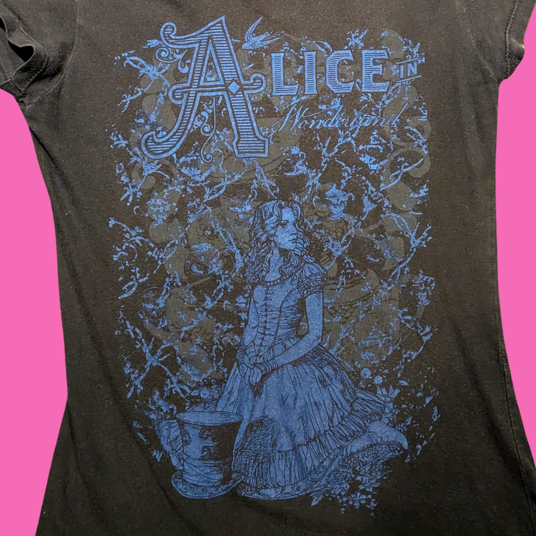 Alice in Wonderland T-Shirt Size S for Women