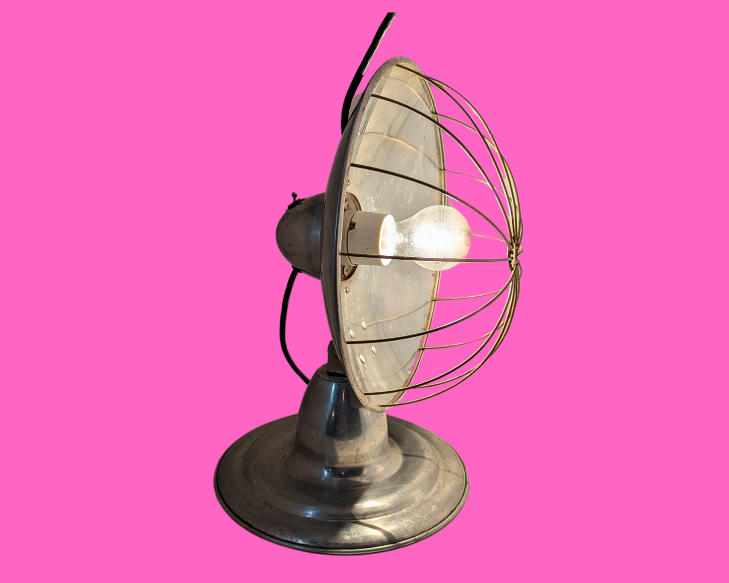 Ventilateur en métal vintage des années 1960 transformé en lampe