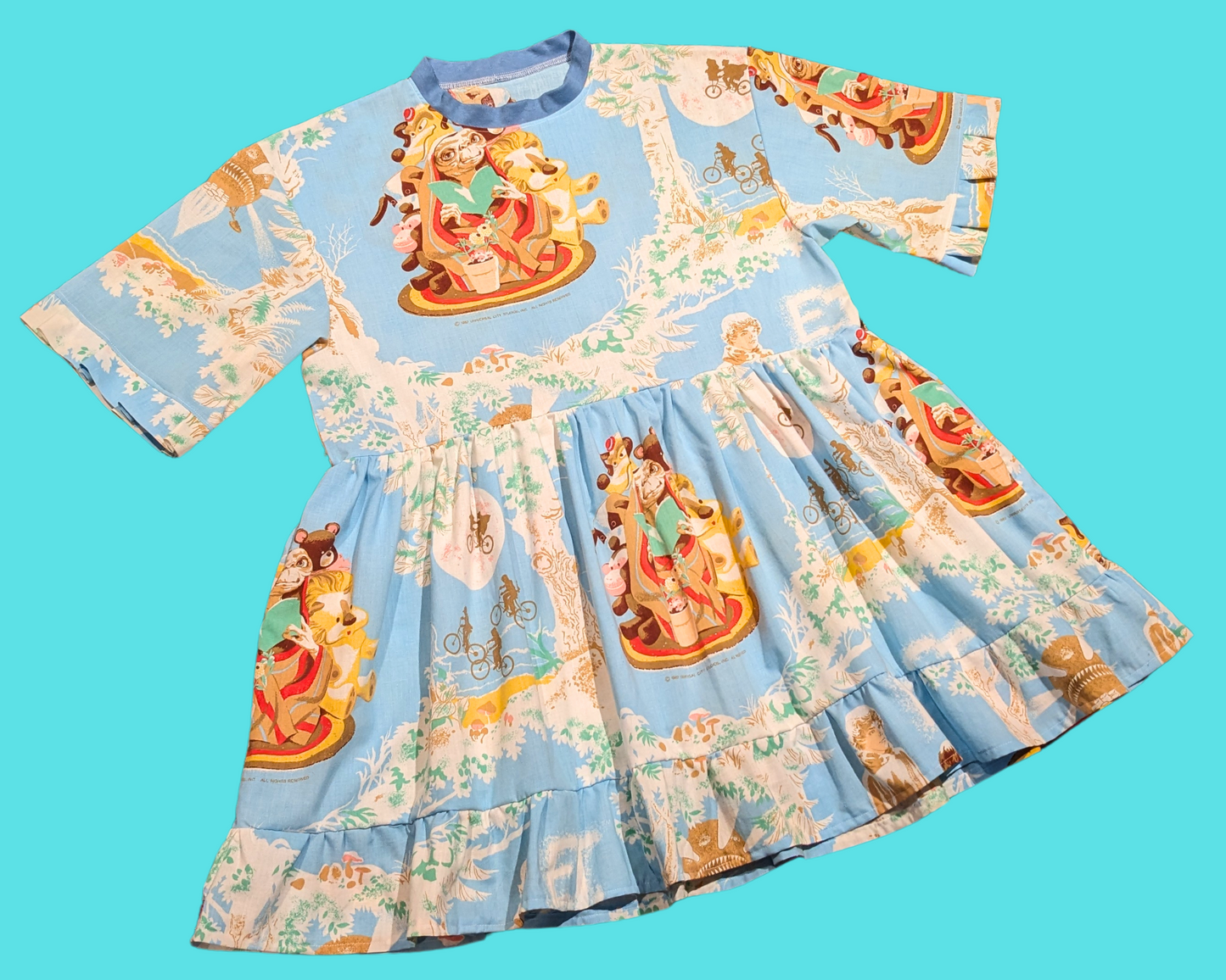 Robe t-shirt vintage ET Bedsheet recyclée et faite à la main, taille S à XL