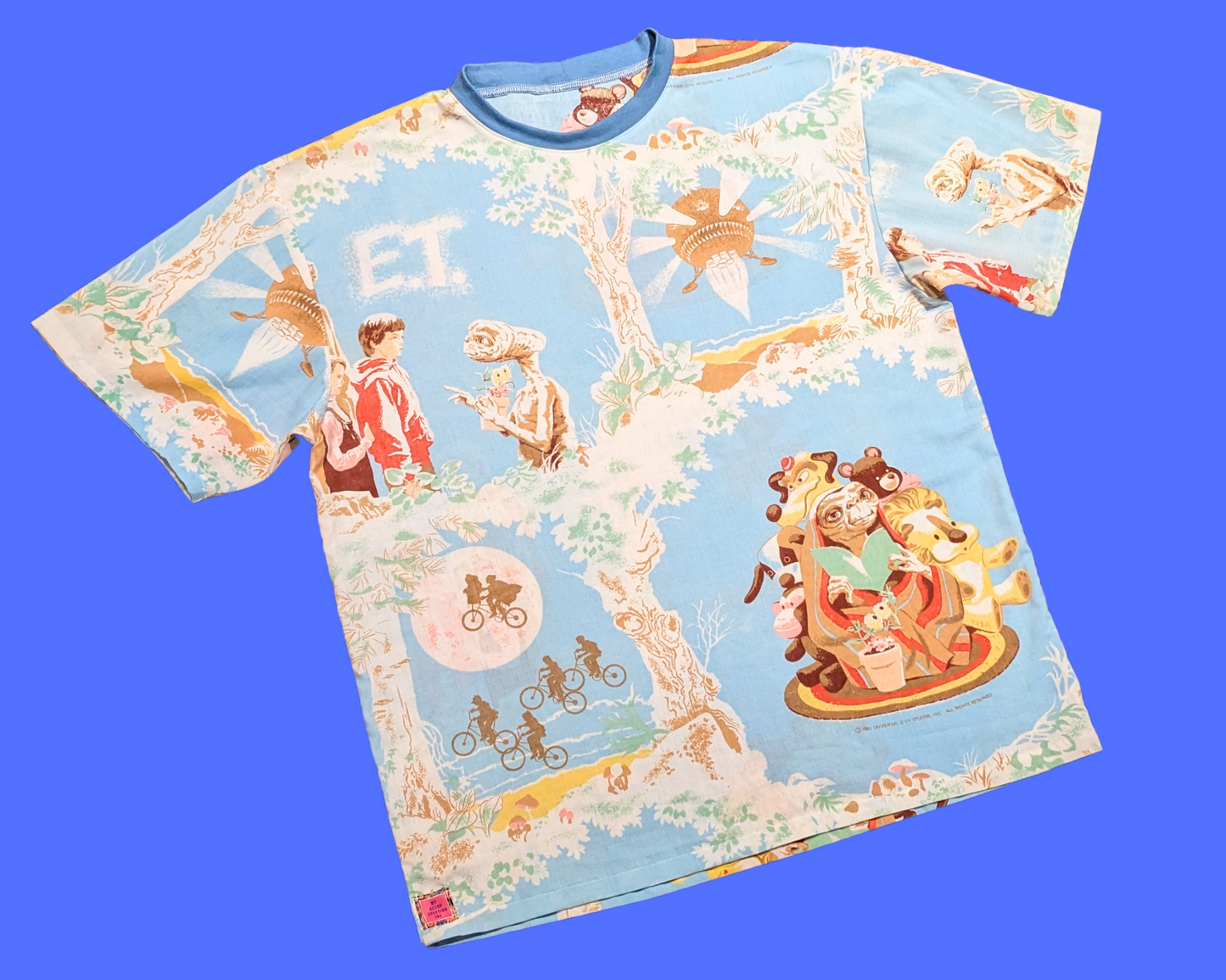 Handmade, Upcycled E.T Bedsheet T-Shirt Oversized XS - Fits Like A Size M
